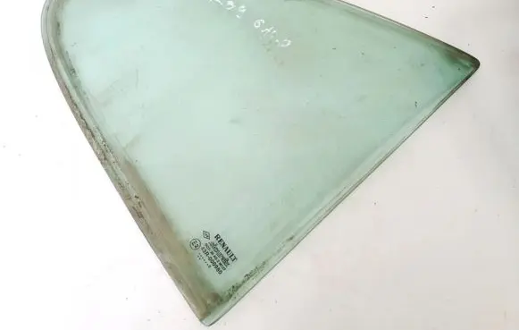 Renault Megane I Rear vent window glass 