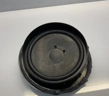 Mercedes-Benz E W211 Rear door speaker A2118207402 2118207402