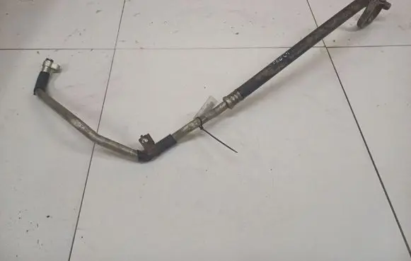 Air conditioning (A/C) pipe/hose