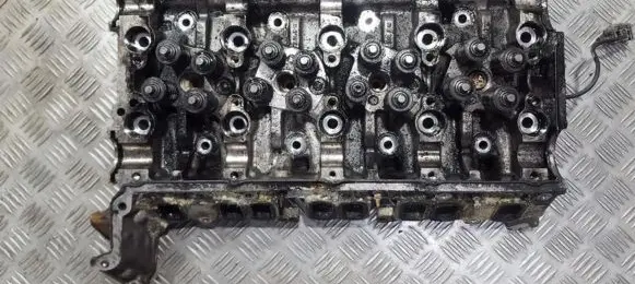 Engine head