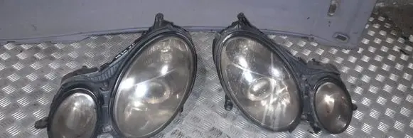 Mercedes-Benz E W211 Headlight/headlamp A0028202426