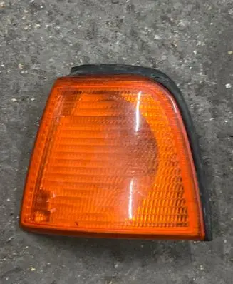 Audi 80 90 B3 Front indicator light 133225