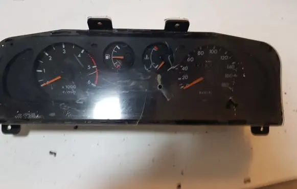 Ford Maverick Speedometer (instrument cluster) 21000503