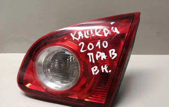 Nissan Qashqai Tailgate rear/tail lights 26550JD800 89071064 P32L800T