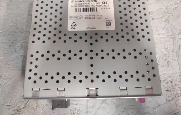 Mercedes-Benz E W213 Radio/CD/DVD/GPS head unit A2229008911 A2228203389 A2229027109