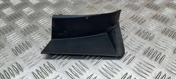 MG ZS Rear/tail light trim molding A049988