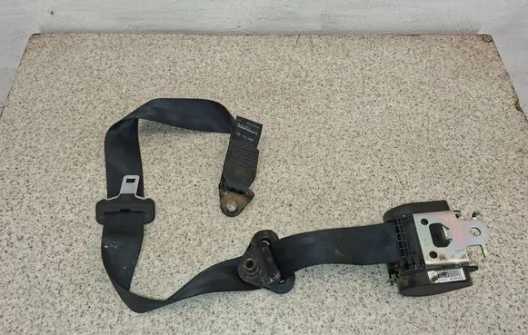 Mercedes-Benz Citan W415 Front seatbelt 8200448759 6032590