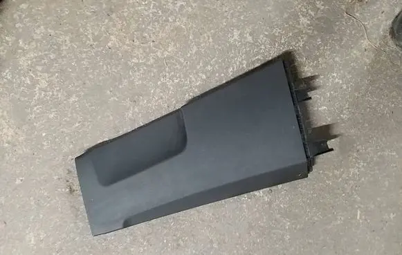 Seat Arona (B) pillar trim (bottom) 6F0867239