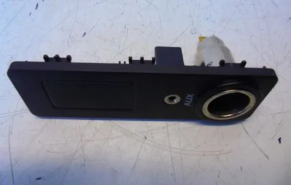Jaguar XF X250 12 V Socket (front) AW9311654AA