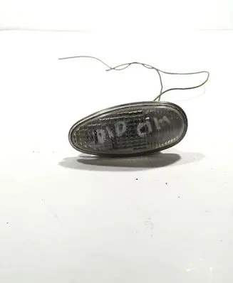 Mitsubishi Pajero Front fender indicator light 1132229 E130510