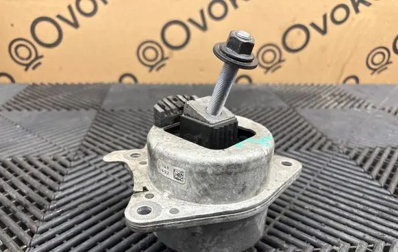 Alfa Romeo Giulia Engine mount bracket 0D894