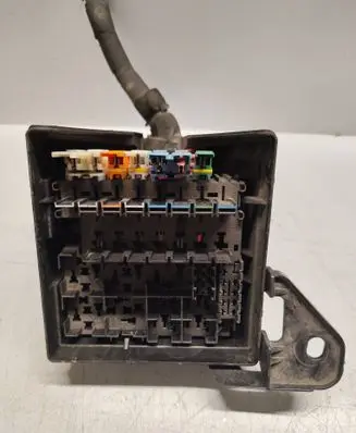 Renault Laguna III Fuse box set 240110267R 55RJ11C11
