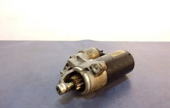 Audi A8 S8 D4 4H Starter motor 06E911021F