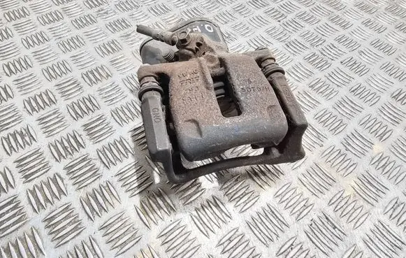 Volkswagen PASSAT B7 Rear brake caliper 5079h