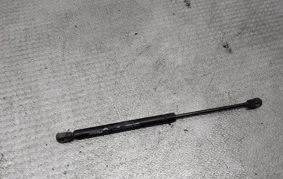 Audi A8 S8 D2 4D Tailgate/trunk strut/damper