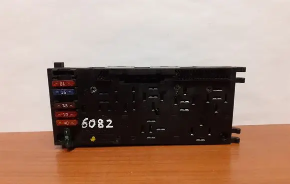 Mercedes-Benz E W210 Fuse box set 0025452701 6082