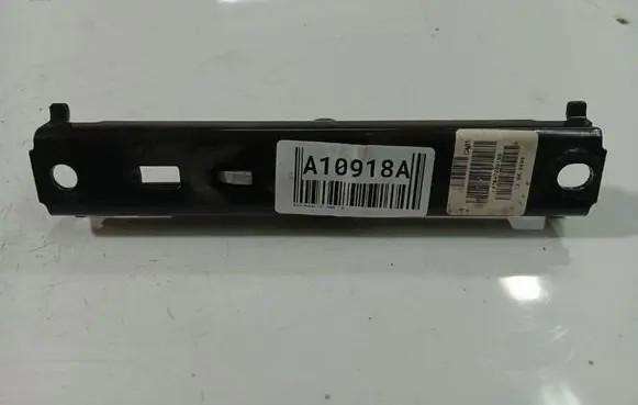 Alfa Romeo 147 Seat belt adjustment rail 107847000103