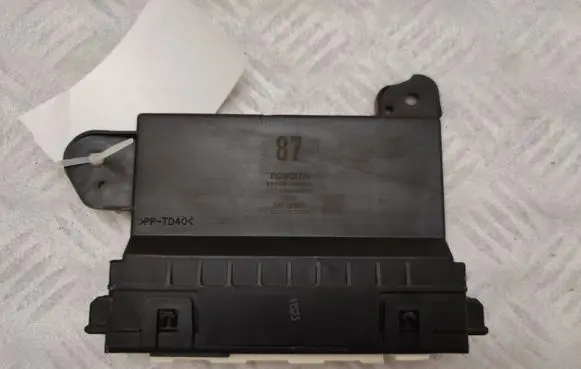 Lexus RX 450H Other control units/modules 8865048870