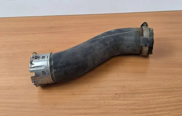 Hyundai i20 (BC3 BI3) Air intake hose/pipe 2825307350