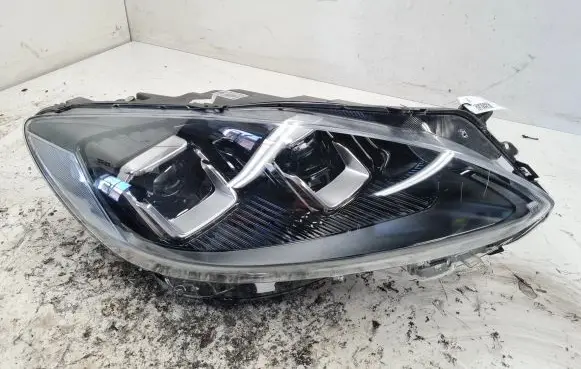 Ford Kuga III Headlight/headlamp L90187839 LV4B13E016AH