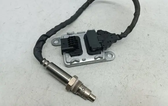 Mercedes-Benz E W213 Lambda probe sensor A0009058011 0009058011