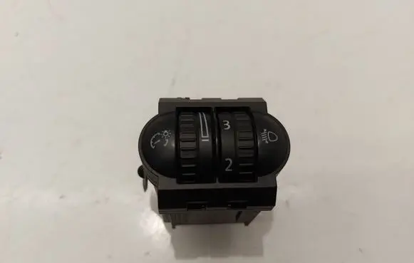 Headlight level height control switch