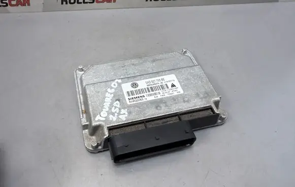 Volkswagen Touareg I Transfer box differential control unit 0AD927755BE H18S0119 5WK22063