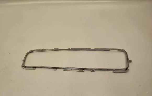 Volkswagen Golf VII Dashboard glove box trim 476A