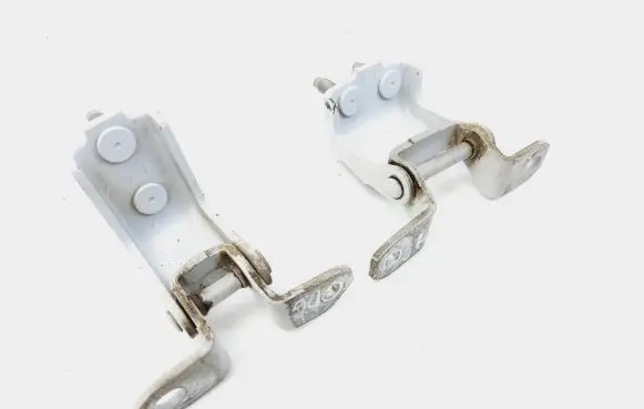 Rear door hinge set