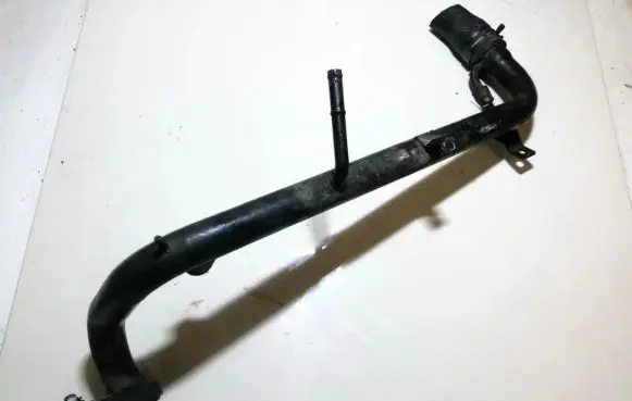 Audi A4 S4 B5 8D Engine coolant pipe/hose