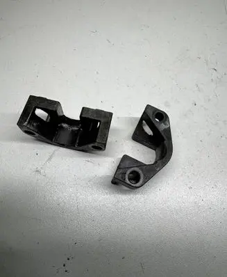 BMW 5 E60 E61 Fuel Injector clamp holder 13537792722 7792722