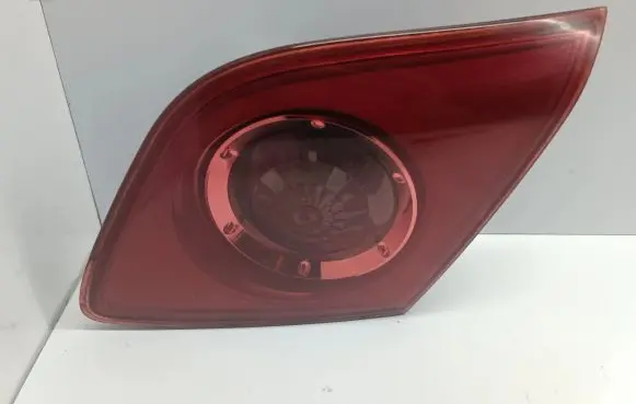 Mazda 3 I Tailgate rear/tail lights P2913R