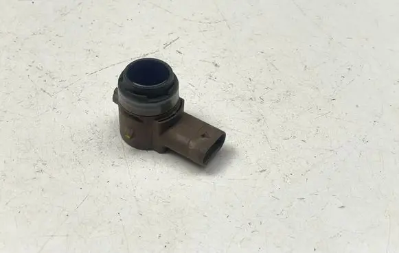 Volkswagen Polo V 6R Rear glass lock/latch Q223 5Q0919297B