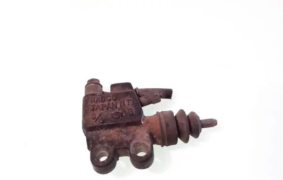 Nissan Almera Tino Clutch slave cylinder 