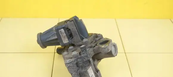 Opel Corsa E EGR thermostat 55249869 B13DTE