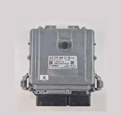 Mercedes-Benz A W176 Engine control unit/module A2709002100 0261S09816