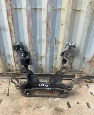 BMW X3 E83 Front axle beam 