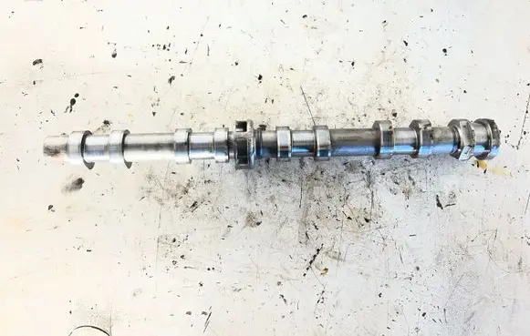 Mercedes-Benz C W204 Camshaft A6510500300