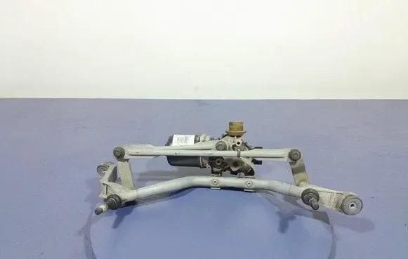 Renault Clio I Front wiper linkage and motor 288004542R