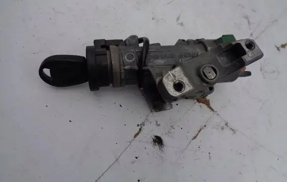 Volkswagen Sharan Ignition lock 4B0905851F