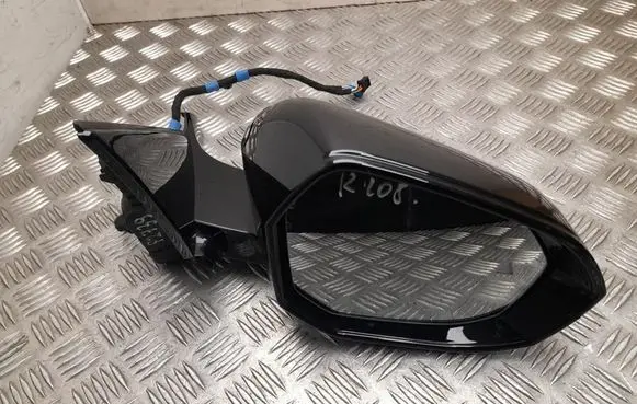BMW 5 G60 G61 Front door electric wing mirror E1041644