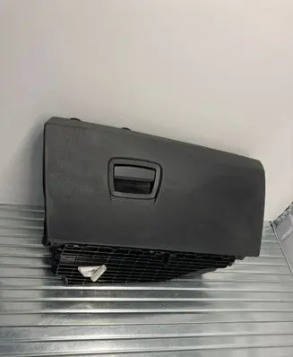 BMW 5 F10 F11 Glove box 9166683 112420 07971