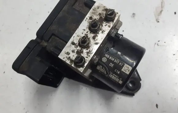 Skoda Superb B6 (3T) ABS Pump 1K0907379AJ 1K0614517AT