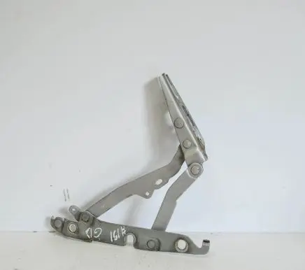 Audi A6 S6 C6 4F Tailgate/trunk/boot hinge 4F5827302D