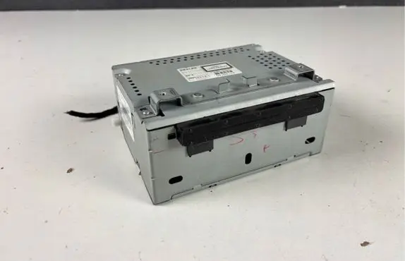 Ford Fiesta Radio/CD/DVD/GPS head unit AM5T18C815PE