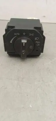 Jaguar S-Type Light switch XR8311654