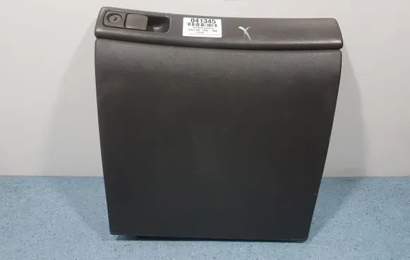 Volvo S40, V40 Front door storage pocket/box 