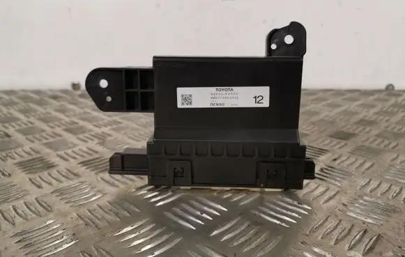 Toyota C-HR I Other control units/modules 88650F4030