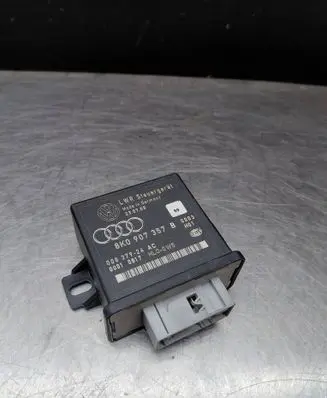 Audi A5 8T 8F Light module LCM 8K0907357B
