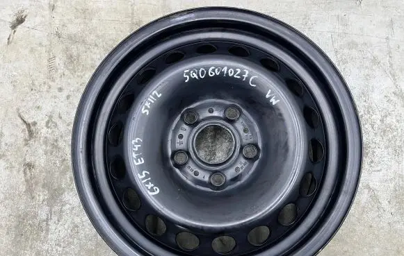 Audi A3 S3 8P R15 steel rim 5q0601027c